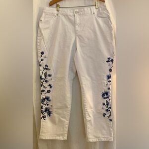 Style & Co. White Curvy Boyfriend Jeans with Blue Floral Embroidery Size 16